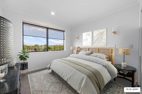 Photo of property in 21 Te Ara Aukati Terrace, Pokeno, 2471