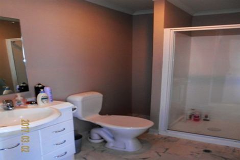 Photo of property in Terrace Heights Apartments, 13a/163 The Terrace, Wellington Central, Wellington, 6011