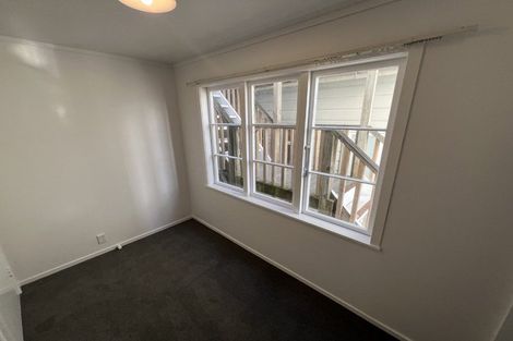 Photo of property in 3 Maarama Crescent, Aro Valley, Wellington, 6021