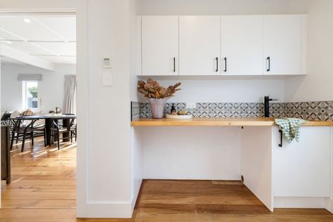 Photo of property in 18 Rata Street, Maeroa, Hamilton, 3200