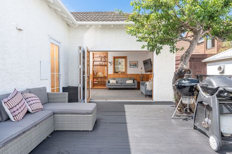 Photo of property in 52 Sunbury Street, Andersons Bay, Dunedin, 9013