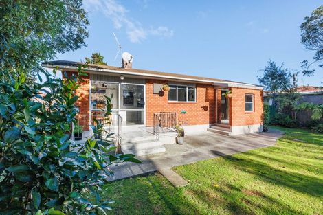 Photo of property in 16 Havelock Avenue, Westbrook, Palmerston North, 4412