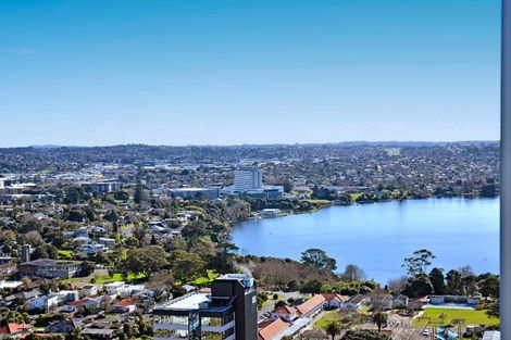 Photo of property in Sentinel Apartments, 2603/3 Northcroft Street, Takapuna, Auckland, 0622