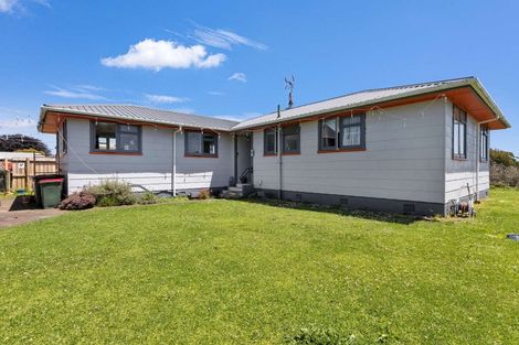 Photo of property in 15b Miro Street, Merrilands, New Plymouth, 4312