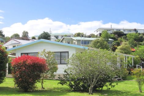 Photo of property in 130 Athenree Road, Athenree, Katikati, 3177