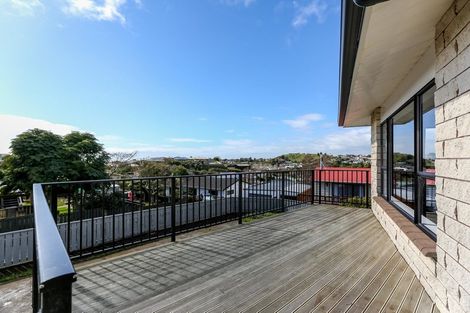 Photo of property in 13 Virginia Place, Whalers Gate, New Plymouth, 4310