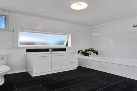 Photo of property in 59 Camberwell Road, Hawera, 4610