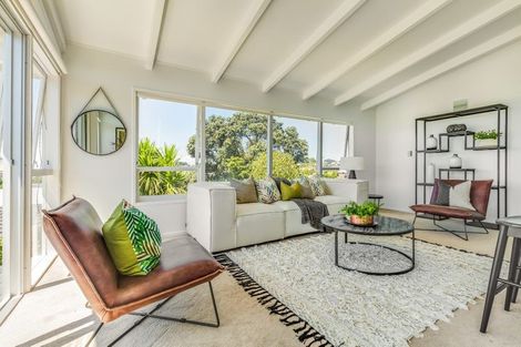 Photo of property in 1/5 Gull Lane, Mairangi Bay, Auckland, 0630