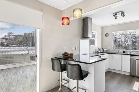 Photo of property in 3/41 Elizabeth Drive, West Harbour, Auckland, 0618