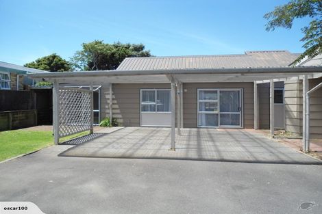 Photo of property in 24e Kenmore Street, Westown, New Plymouth, 4310