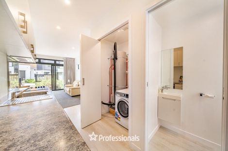 Photo of property in 1 Glen Evans Crescent, Fairfield, Lower Hutt, 5011