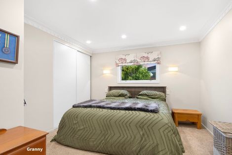 Photo of property in 16 Langford Place, Dairy Flat, Albany, 0792