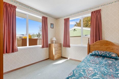 Photo of property in 16 Geelong Place, Burnside, Christchurch, 8053