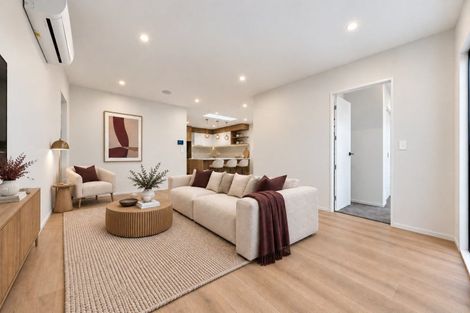 Photo of property in 4 Moko Road, Orewa, 0931