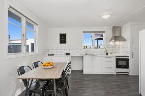 Photo of property in 229 Balmoral Drive, Tokoroa, 3420