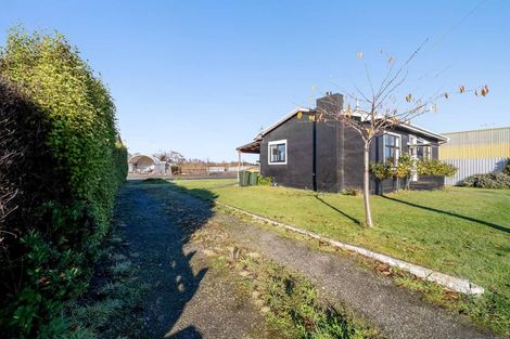 Photo of property in 16 Douglas Street, Balclutha, 9230