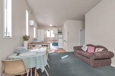 Photo of property in 3b Elizabeth Street, Riccarton, Christchurch, 8011