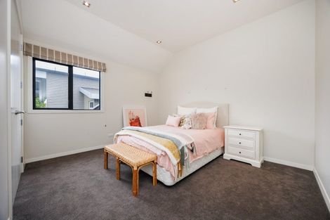 Photo of property in 25 Montgomery Terrace, Hokowhitu, Palmerston North, 4410
