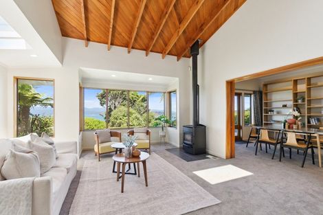 Photo of property in 8 Ranikhet Way, Khandallah, Wellington, 6035