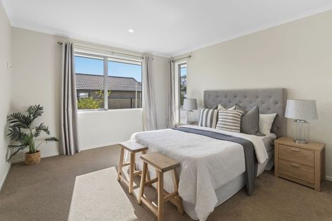 Photo of property in 17 Waitaha Place, Bell Block, New Plymouth, 4312