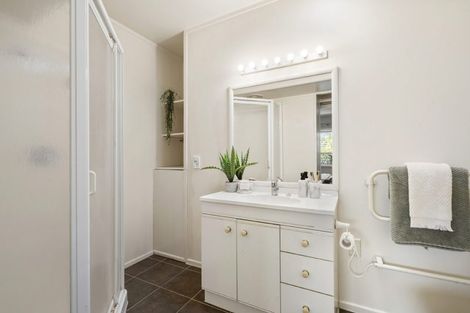 Photo of property in 1/32 Prospect Terrace, Milford, Auckland, 0620