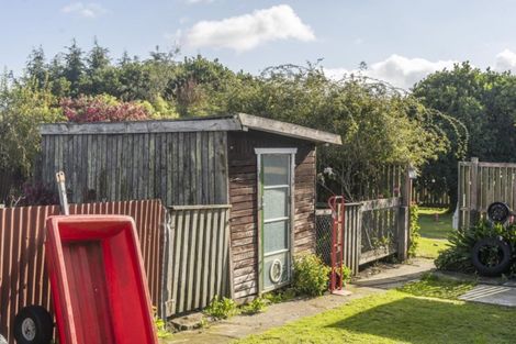 Photo of property in 30 Oxford Street, Martinborough, 5711