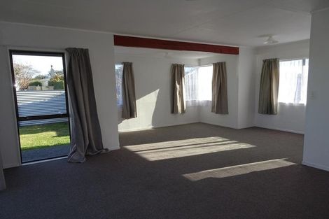 Photo of property in 114 Duchess Crescent, Mayfair, Hastings, 4122