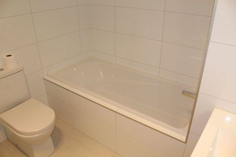 Photo of property in 24a Titoki Street, Te Atatu Peninsula, Auckland, 0610