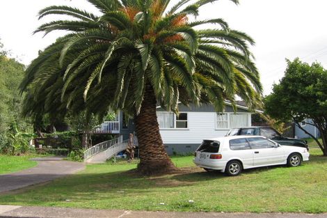 Photo of property in 4 Palmer Avenue, Glen Eden, Auckland, 0602
