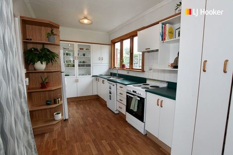 Photo of property in 64 Middleton Road, Kew, Dunedin, 9012