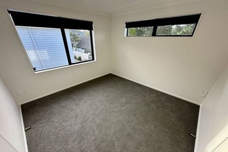 Photo of property in 6c Jern Place, Eastern Beach, Auckland, 2012