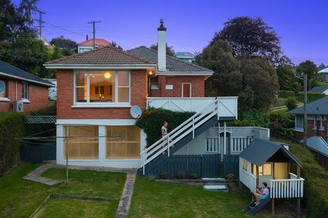 Photo of property in 10 Scotland Terrace, Green Island, Dunedin, 9018