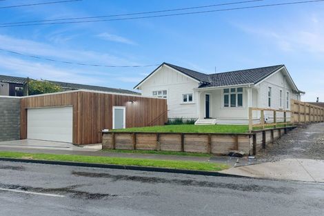 Photo of property in 109 Clemow Road, Fitzroy, New Plymouth, 4312