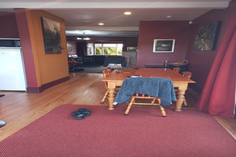 Photo of property in 75 Peel Street, Westport, 7825