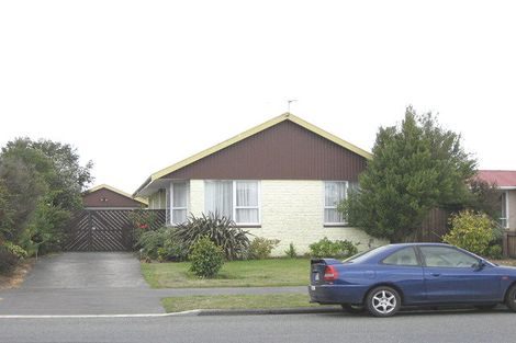 Photo of property in 150 Queenspark Drive, Parklands, Christchurch, 8083