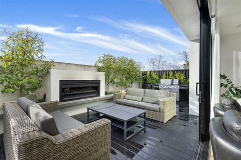 Photo of property in 54 Gracefield Avenue, Christchurch Central, Christchurch, 8013