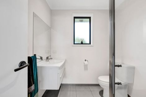 Photo of property in 25b Dolphin Parade, Bell Block, New Plymouth, 4312