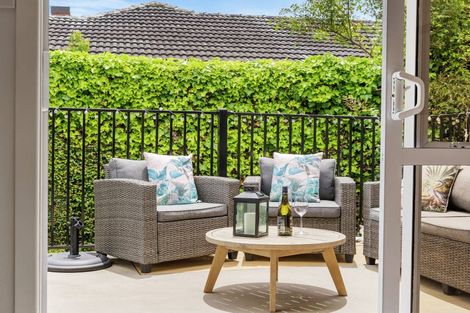 Photo of property in 2/6 Pine Terrace, Howick, Auckland, 2014