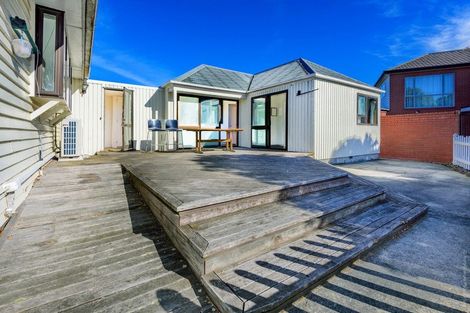 Photo of property in 46 Athol Terrace, Upper Riccarton, Christchurch, 8041