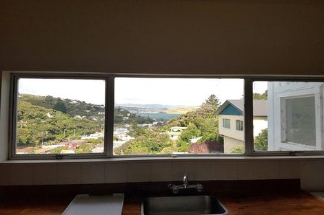 Photo of property in 75b Airlie Road, Plimmerton, Porirua, 5026