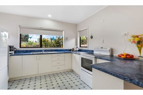 Photo of property in 96a Collingwood Road, Waiuku, 2123