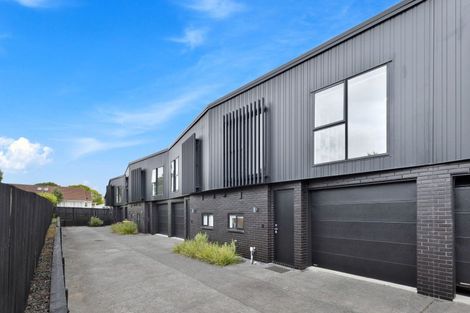 Photo of property in 18b St Michaels Avenue, Point Chevalier, Auckland, 1022