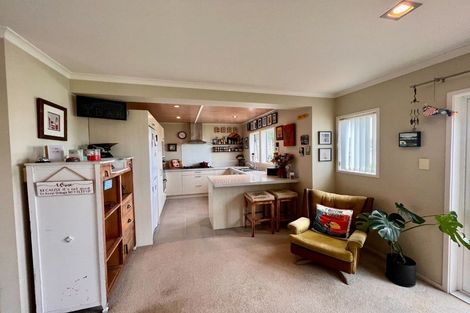 Photo of property in 11 Harwich Court, Gulf Harbour, Whangaparaoa, 0930