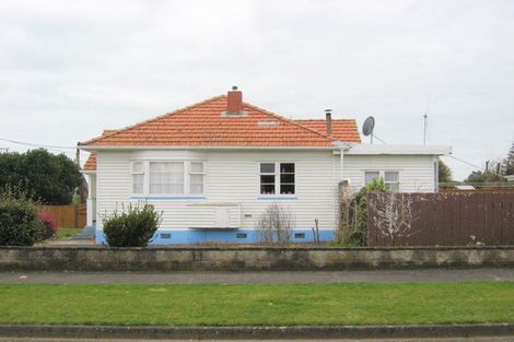 Photo of property in 28 Princes Street, Levin, 5510