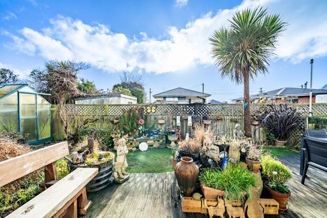 Photo of property in 37 Moa Street, Waikiwi, Invercargill, 9810