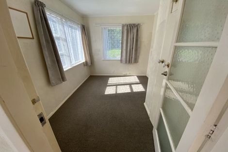 Photo of property in 1/158 Newlands Road, Newlands, Wellington, 6037