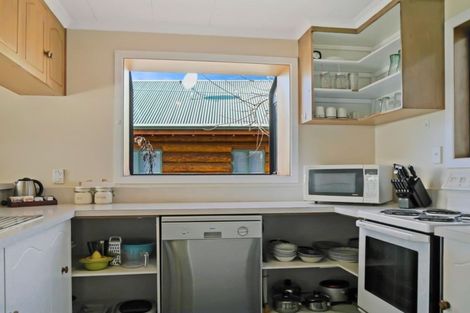Photo of property in 15 Irishman Drive, Twizel, 7901