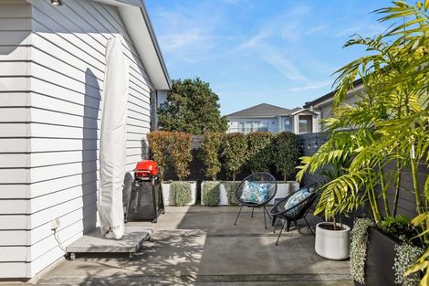 Photo of property in 9 Barque Rise, Long Bay, Auckland, 0630