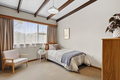 Photo of property in 28 Estuary Crescent, Fairfield, Dunedin, 9018