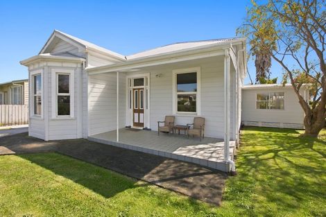 Photo of property in 19 Carey Street, Waitara, 4320